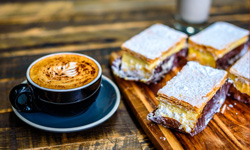 Plaudern im Kaffeehaus